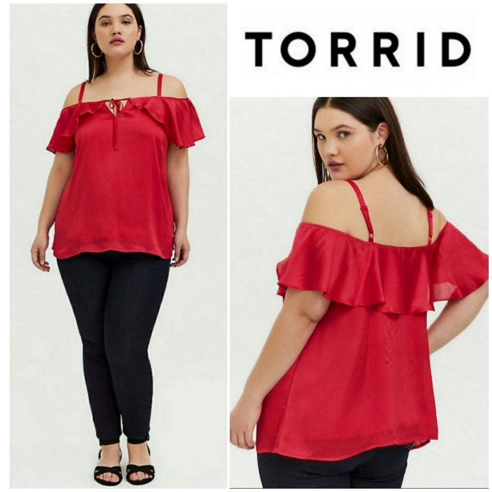 TORRID Fuschia Pink Textured Chiffon Cold Shoulder Top
